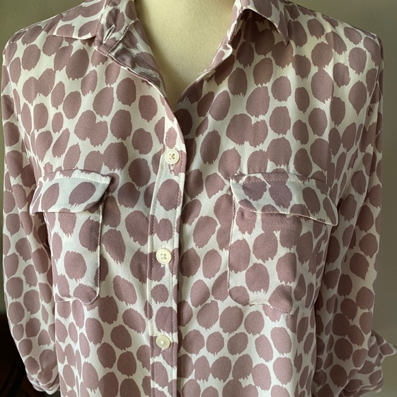 Loft Mauve Giraffe Print Button Down Shirt - Picture 2 of 8